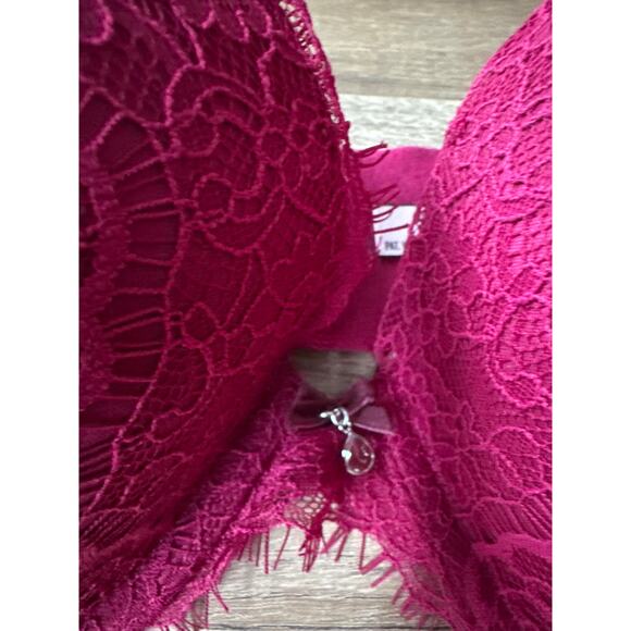 NWT Women's Victoria Secret Dream Angels Lace Push Up Bra Bundle size 38D - Picture 2 of 4